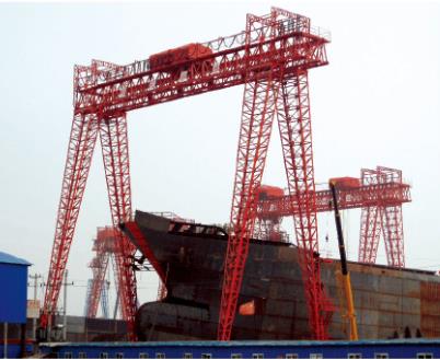 船坞门式起重机
